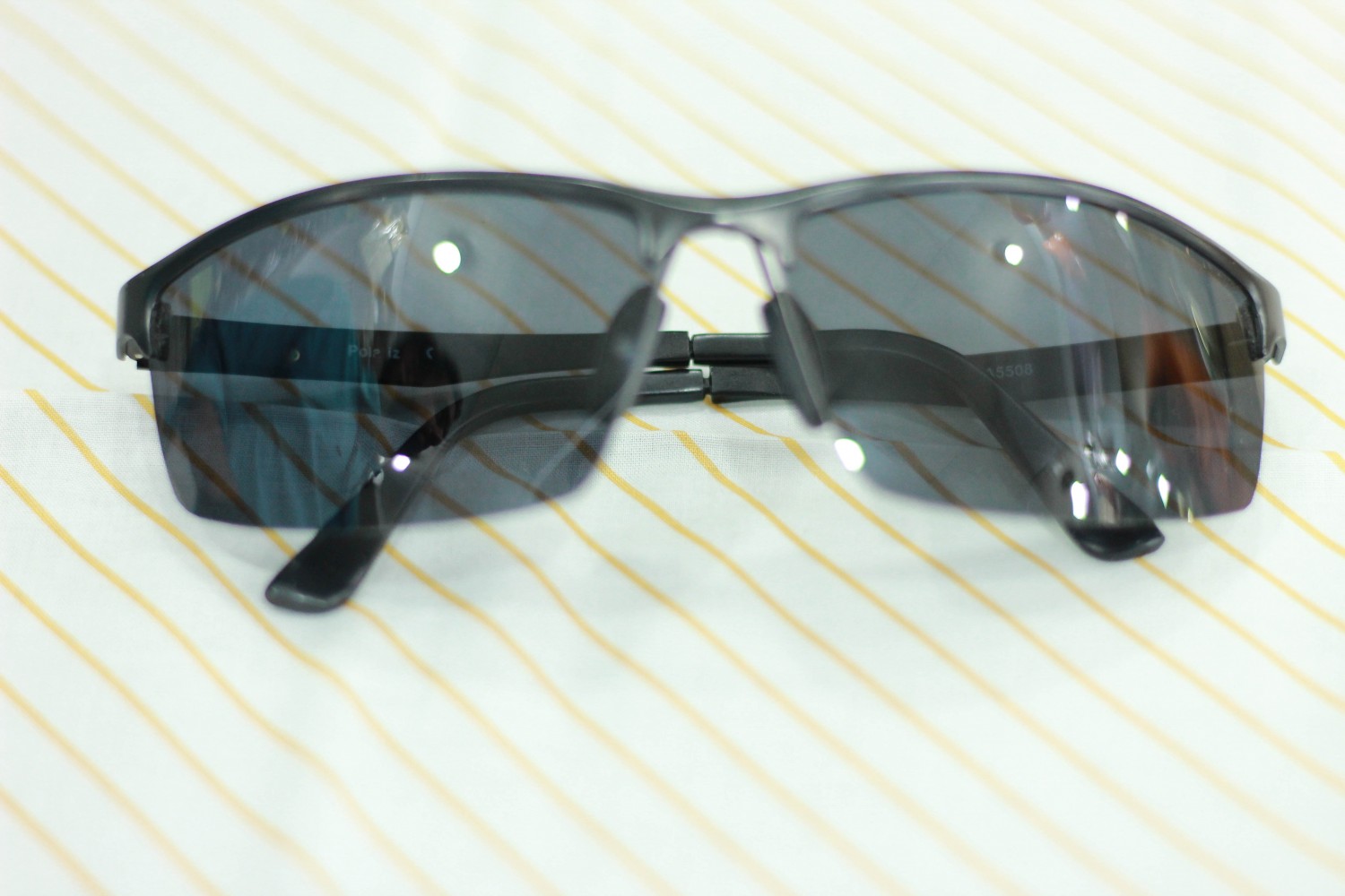 POLARIZED SUNGLASS