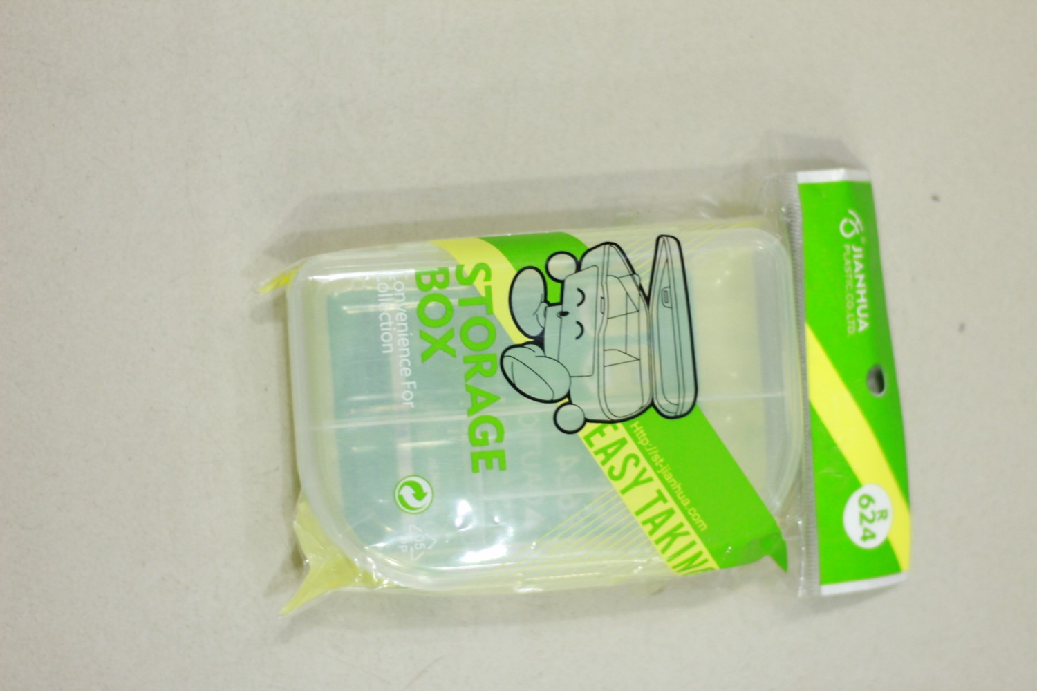 EASY TAKING MEDICINE BOX