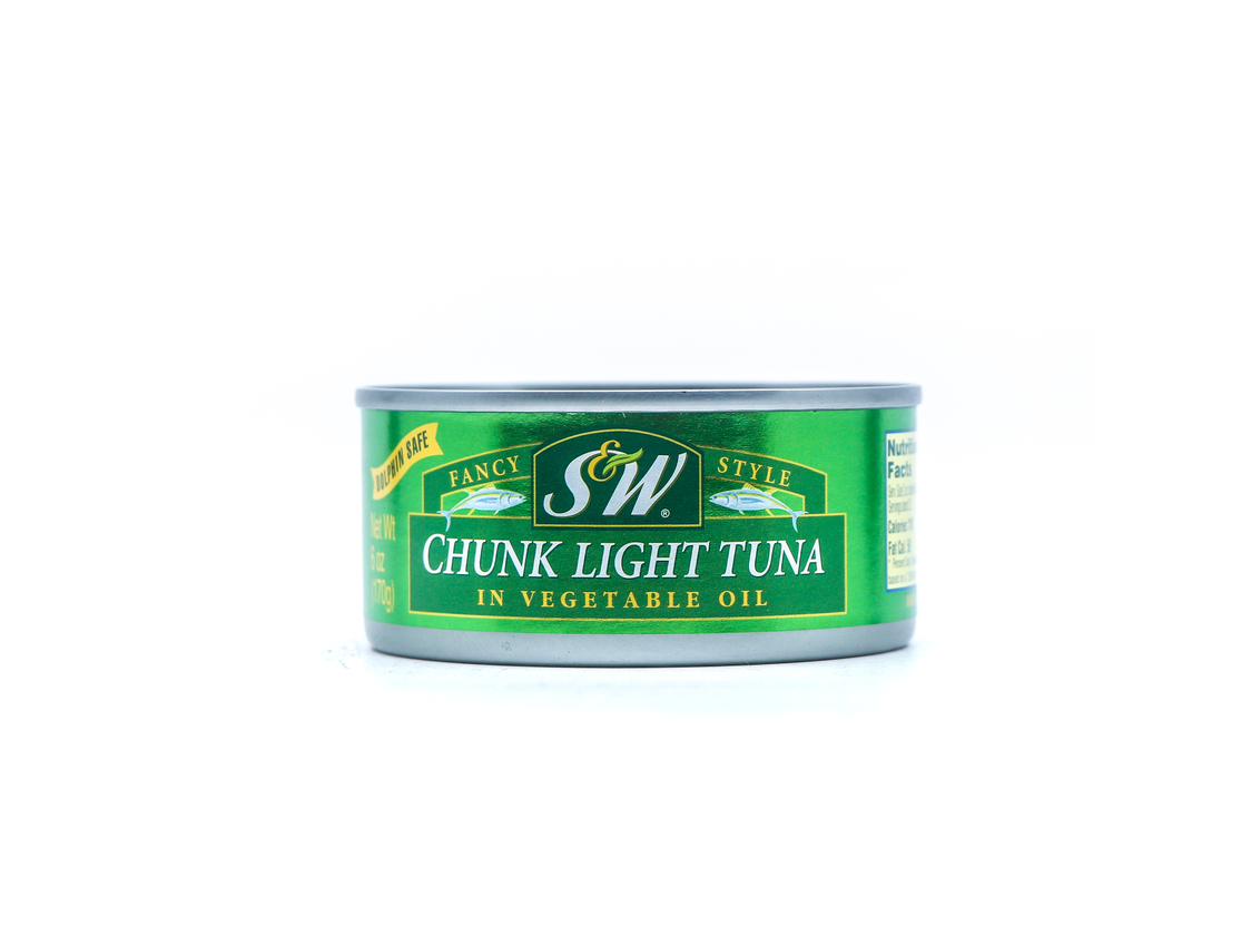 S&W CHUNK TUNA IN VEGETABLE OIL 170GM